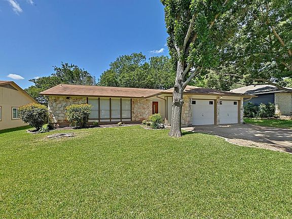 2nd image of 3707 Tarragona Ln