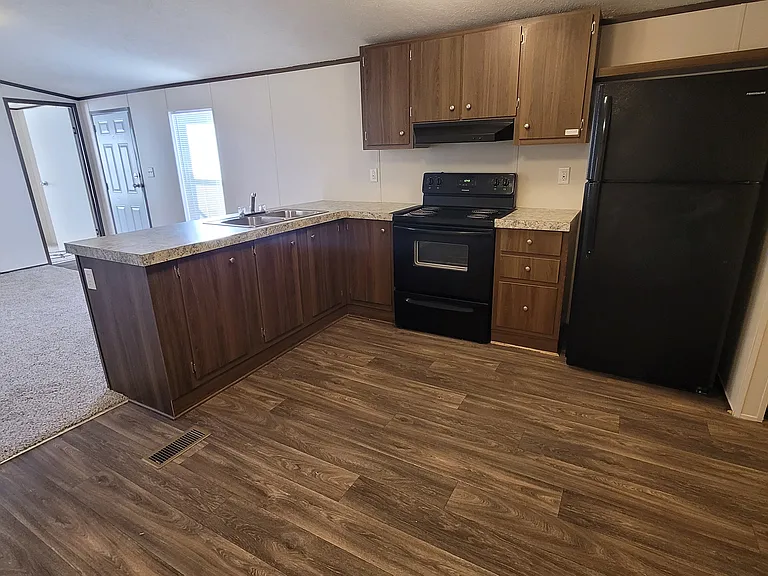 400 Hope Park Dr — Photo 2
