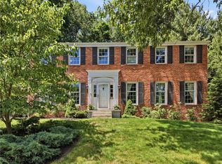 317 Cornwall Dr, Pittsburgh, PA 15238