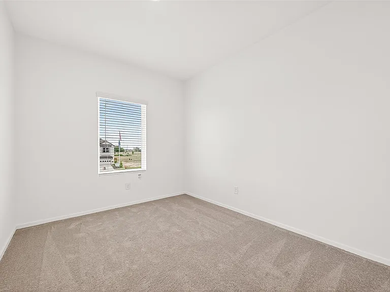 2226 Salinas Dr — Photo 11