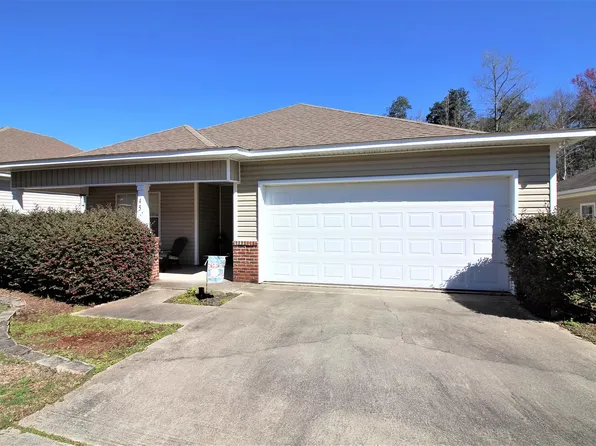 45 Clear Springs Ct, Hattiesburg, MS 39402