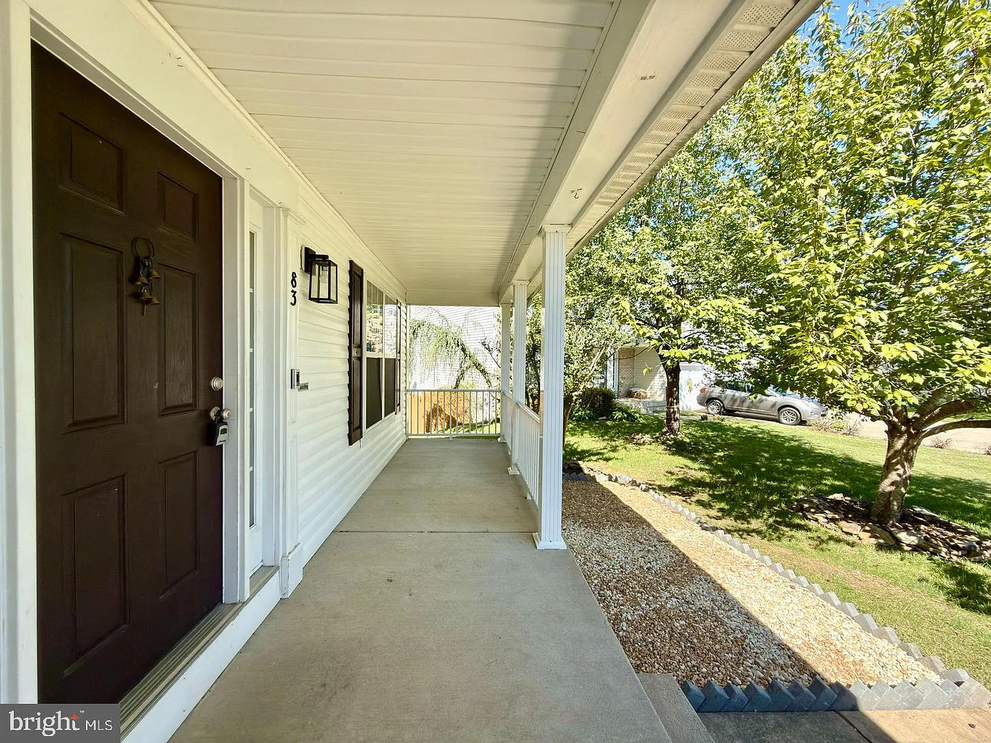 5 bed, 3.5 bath, 4100 sqft, $3,200 — Photo 2