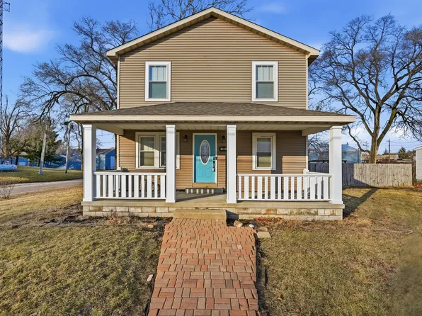 122 9th St SW, Demotte, IN 46310