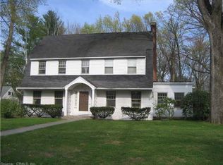 136 Steele Rd, West Hartford, CT 06119