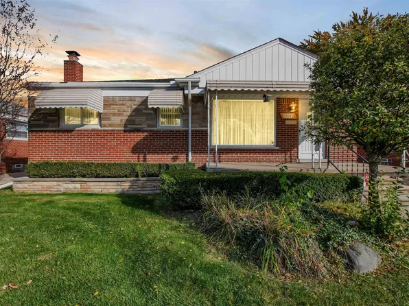 28912 Beste St, Saint Clair Shores, MI 48081