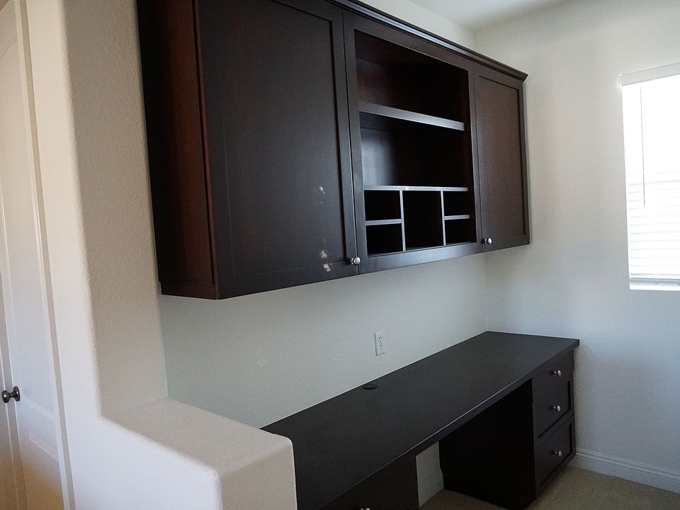 UPSTAIRS TECH CENTER