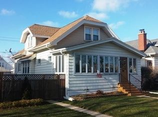 1019 S 76th St, West Allis, WI 53214