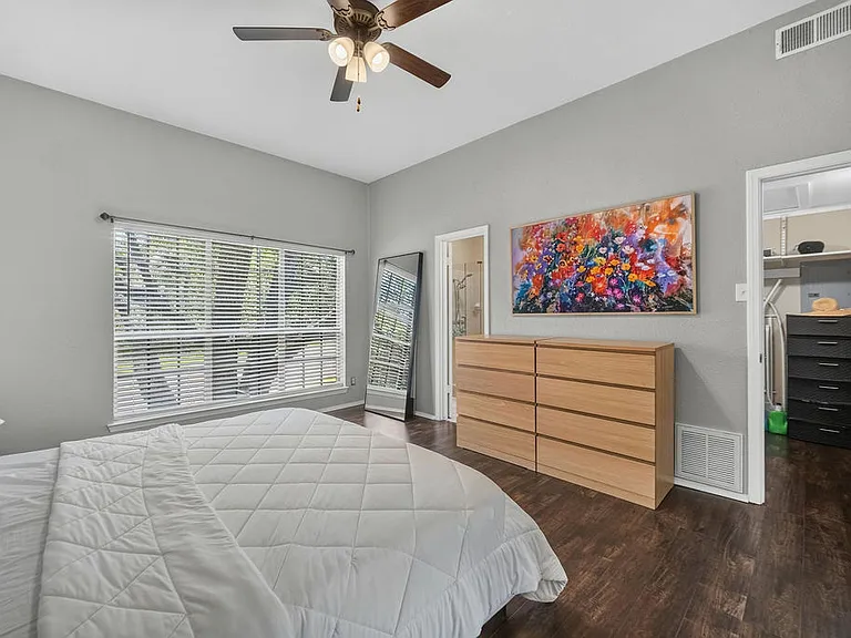 10401 High Hollows Dr #201 — Photo 15