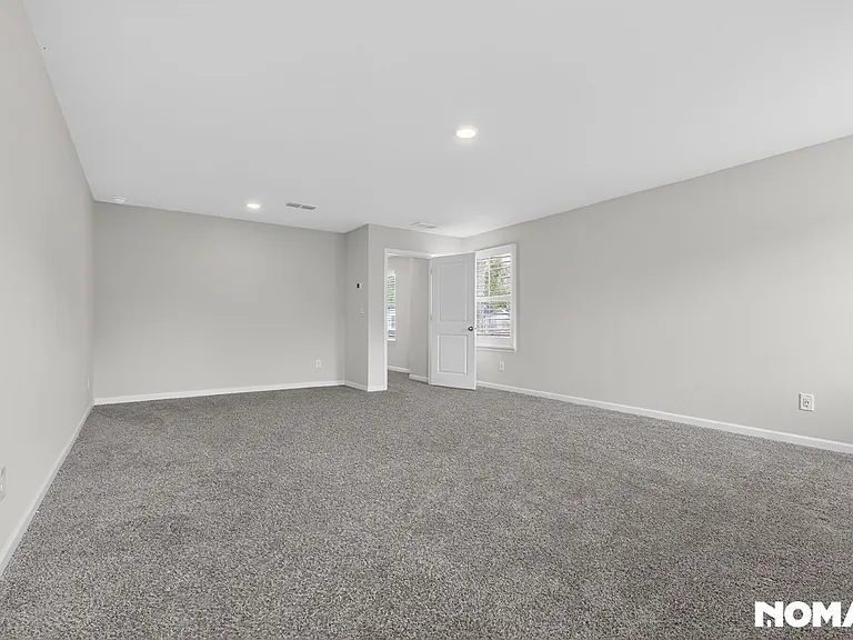 6039 Hickory Creek Ct — Photo 9