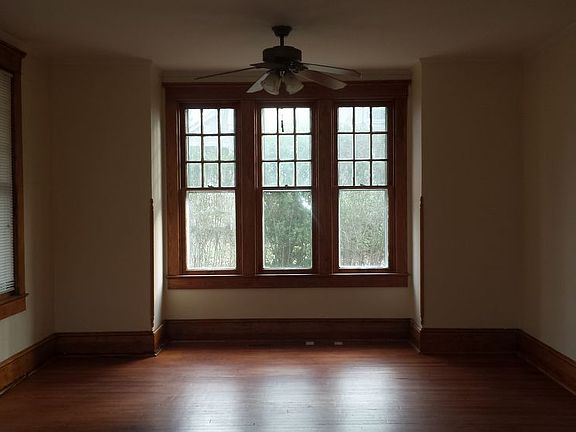 4th image of 286 Waterloo St