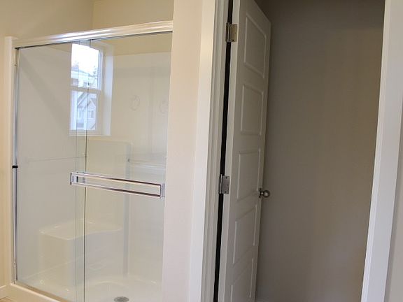 3rd image of 29318 120th Ave SE #186