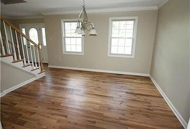4th image of 1140 Greenwood