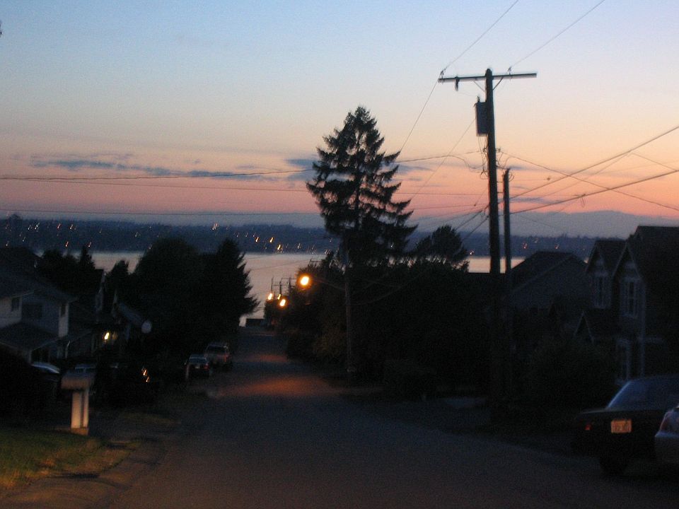 2nd image of 1201 N 32nd St