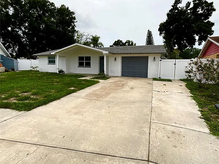 4233 Belle Isle Ct — Photo 31