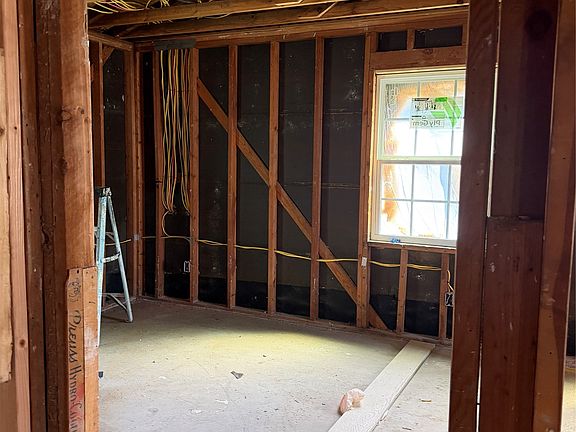 4th image of 753 Kirnwood Dr