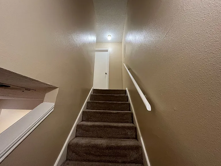 7026 Silver Cyn — Photo 16