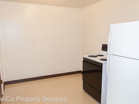 5th image of 1352 Saint Adelbert Ave APT 8