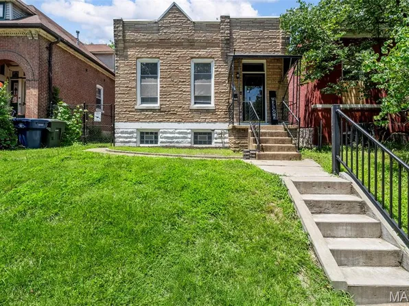 8309 Minnesota Ave, Saint Louis, MO 63111