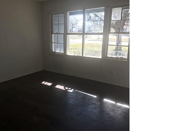 4th image of 2356 N Lynwood Dr