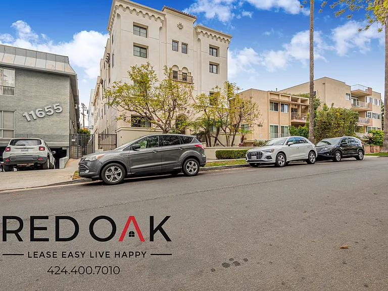 11649 Mayfield Ave — Photo 20