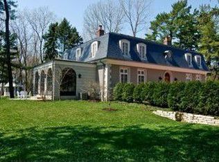 900 N Green Bay Rd, Lake Forest, IL 60045