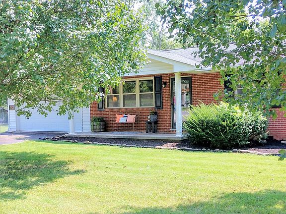 2nd image of 524 Highland Dr