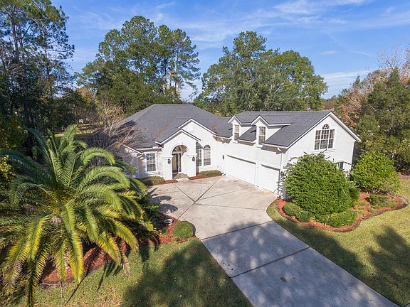 2nd image of 2899 Country Club Blvd