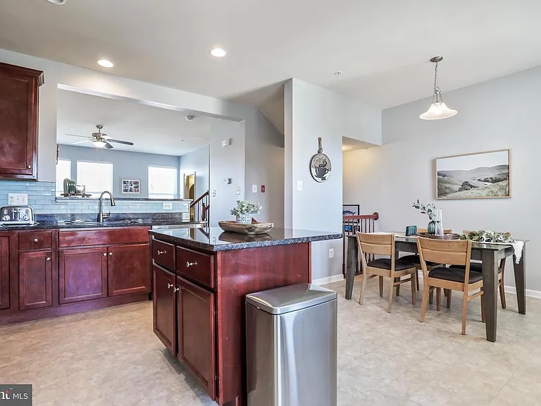 13126 Nittany Lion Cir — Photo 10