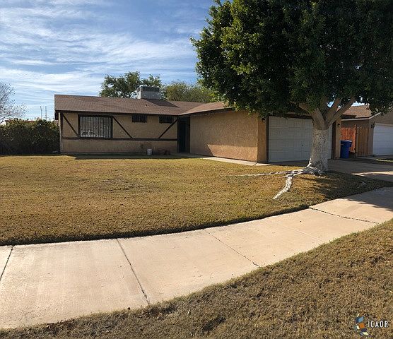 1st image of 351 Calvary Ave