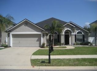 933 Candlebark Dr, Jacksonville, FL 32225