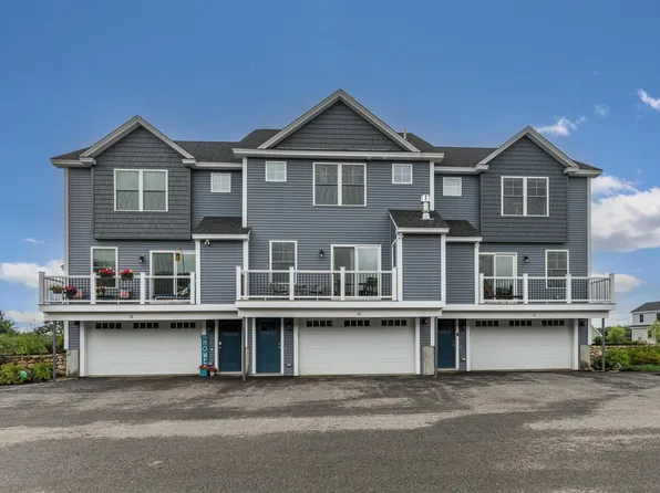 14 Stillwater Circle, Somersworth, NH 03878