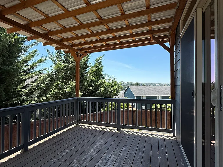1411 W East Pl — Photo 20