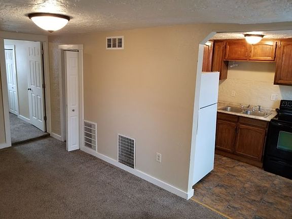 2nd image of 238 1/2 Terry Ave