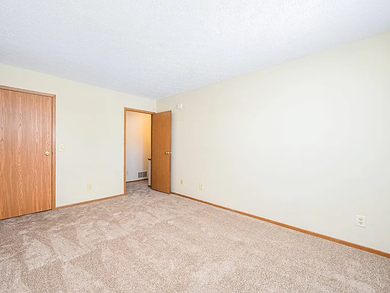 Copperleaf — Photo 20