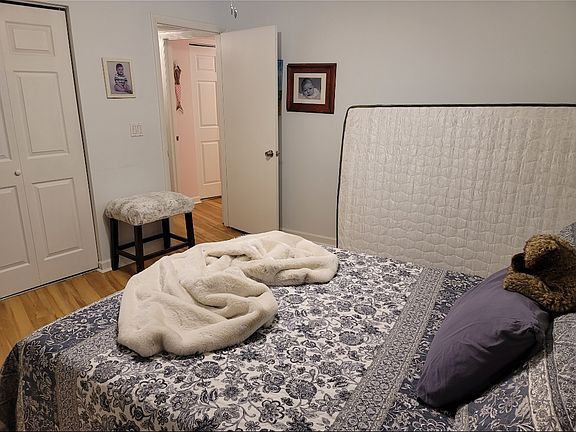 5th image of 2424 N Federal Hwy APT 204