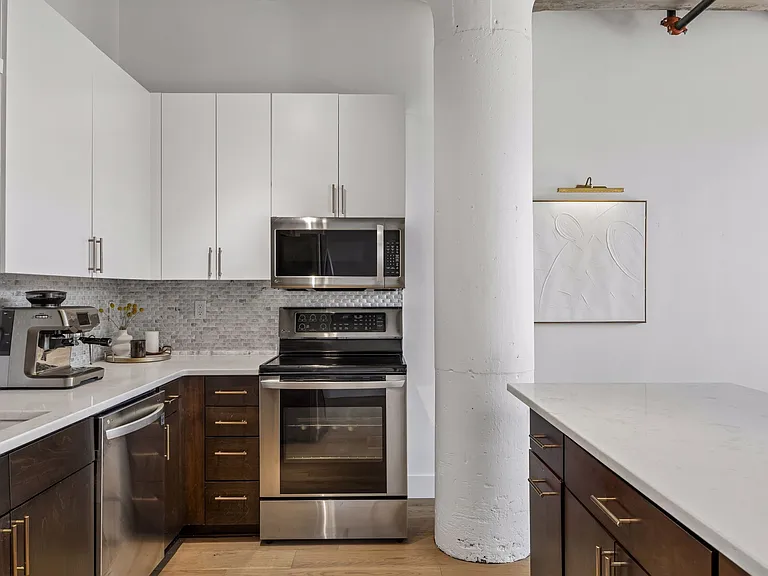 618 Washington Ave N #505 — Photo 11