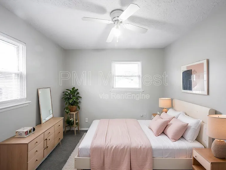 316 S Kenmore Rd — Photo 19