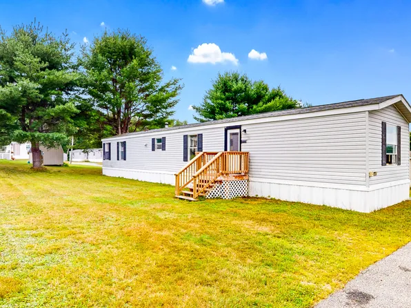18 Purington Avenue, Mechanic Falls, ME 04256