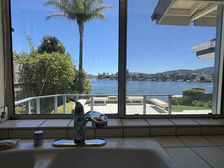 138 Del Oro Lagoon — Photo 16