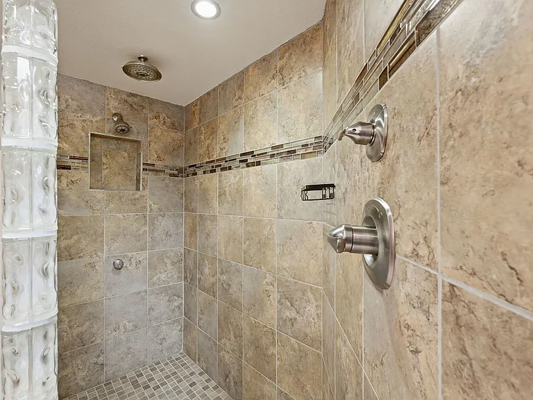 4380 N Camino De Carrillo — Photo 36