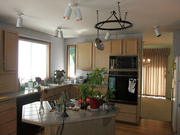 4th image of 25021 Lake Wilderness Country Club Dr SE #C