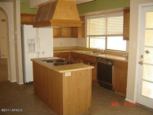 5th image of 1007 W Barcelona Dr