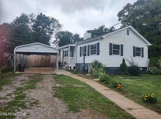 242 Vermont Ave, Oak Ridge, TN 37830