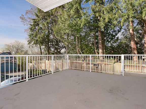 4th image of 8221 5th Avenue Ne Ashley Manor Ashley Mnr #102