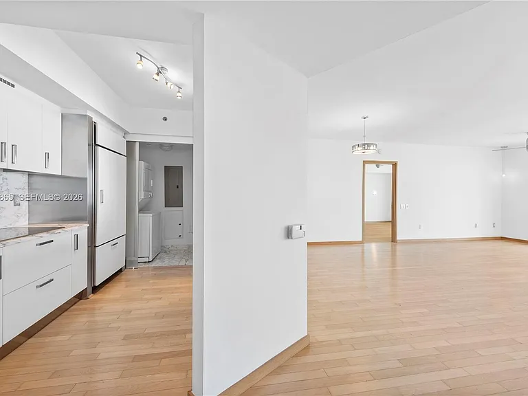 450 Alton Rd #3206 — Photo 5