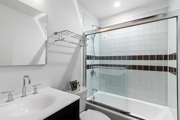 Sold by Hauseit LLC | media 5