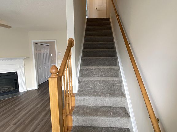 5th image of 2370 K9 Vineyard Dr #1