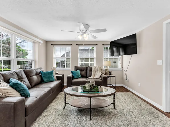 203 Forest Park Lane, Branson, MO 65616