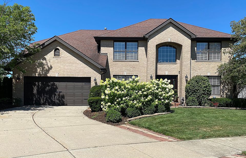 1st image of 11345 Pinecrest Cir