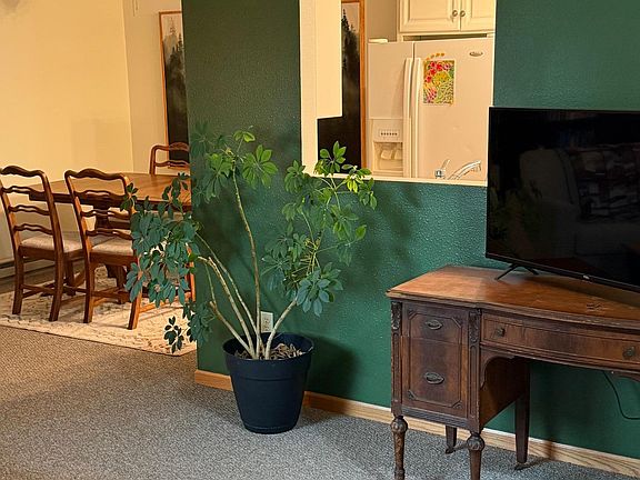 4th image of 1330 1/2 13th Street Cir